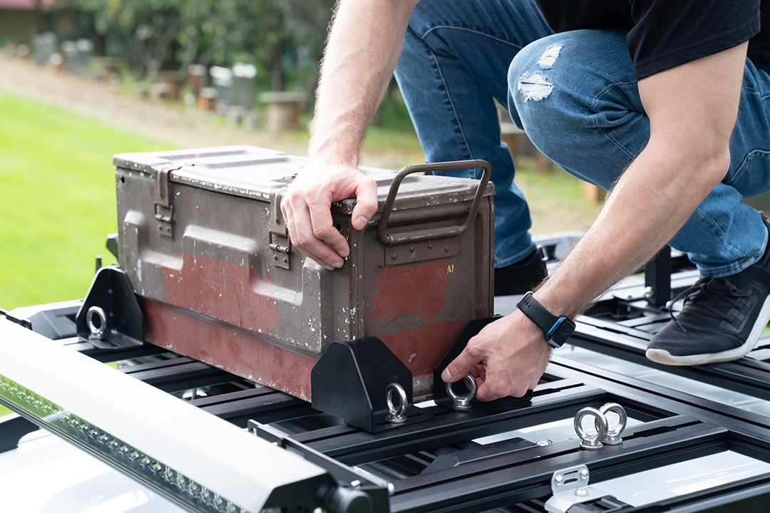 P2-Corner Bracket P2-Corner Bracket