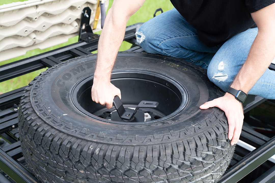 P7-Spare Wheel Holder P7-Spare Wheel Holder